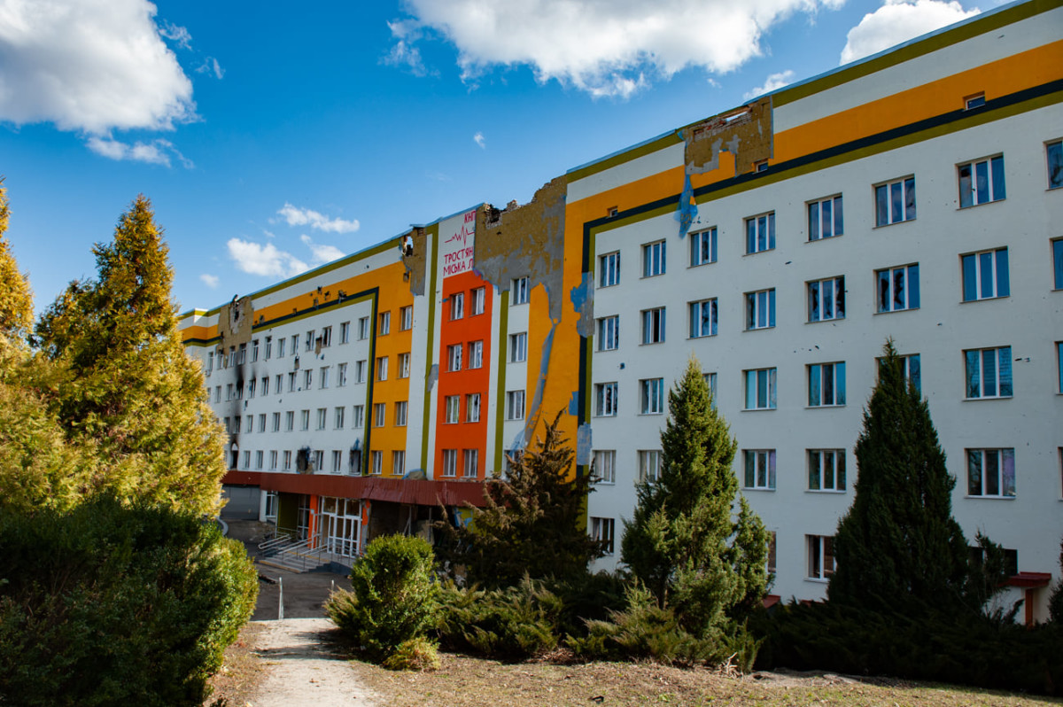 The destroyed Trostyanets hospital resumes its activities