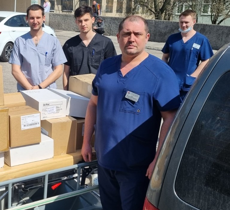 ФОТОЗВІТ: лікарні отримали товари медичного призначення від ААМ