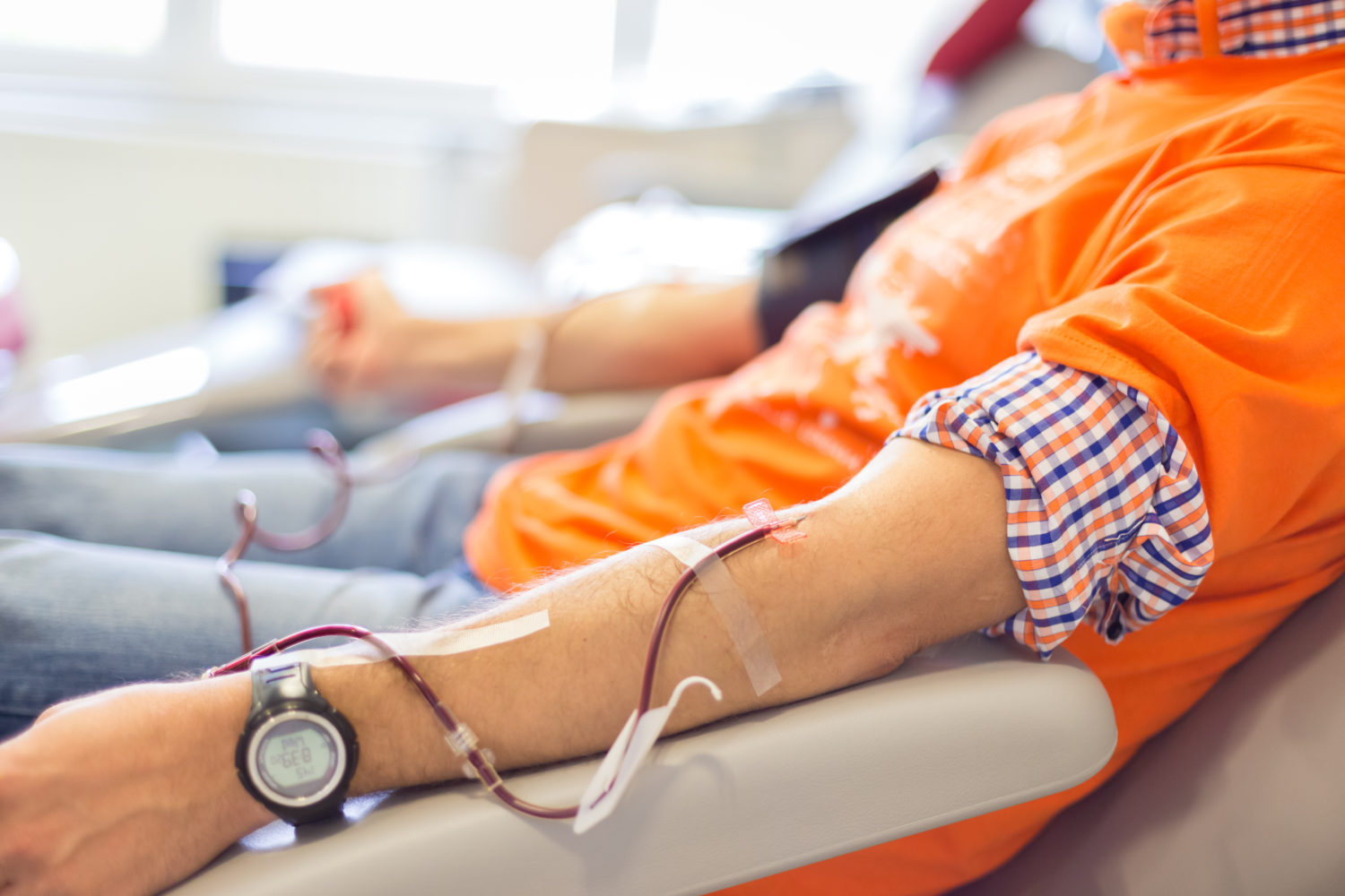 Happy Donor Day: an algorithm for donating blood during the war