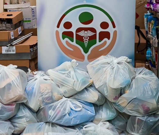 AAM members handed over food kits to the Pivdenmash trade union